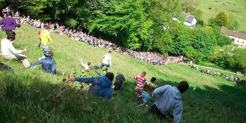 Cheese rolling championship